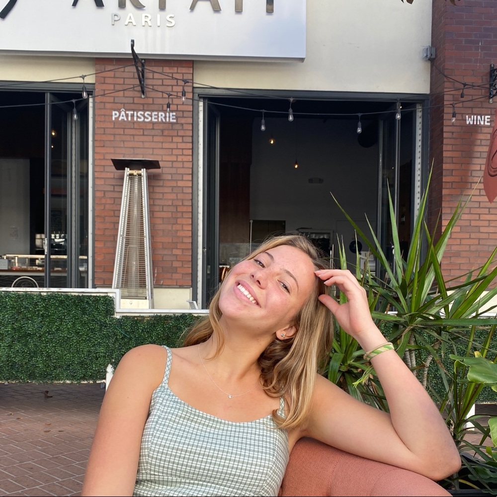 Meet your Posher, Jessica
